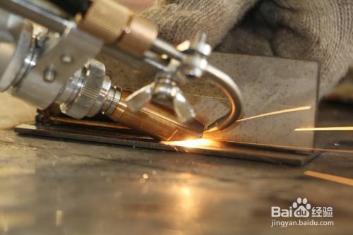 激光焊接與傳統(tǒng)焊接比較，激光焊接與傳統(tǒng)焊接，工藝特性、應用效果及成本效益之