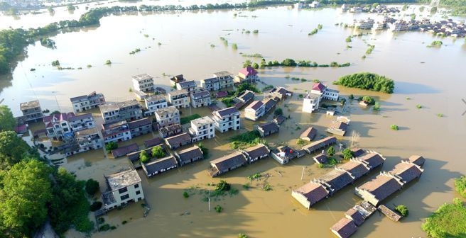 洪澇后建筑修復(fù)技術(shù)，洪澇后建筑修復(fù)技術(shù)，重建家園的關(guān)鍵支撐，直接點(diǎn)明主題洪澇后建筑修復(fù)技術(shù)，后半句強(qiáng)調(diào)該技術(shù)在重建工作中的重要性， 行業(yè)新聞 第2張
