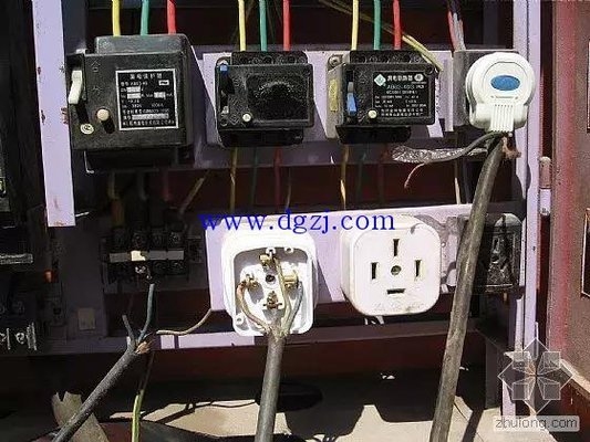 工業(yè)建筑電氣線路安全管理，工業(yè)建筑電氣線路安全管理要點(diǎn)與策略解析 行業(yè)新聞 第4張