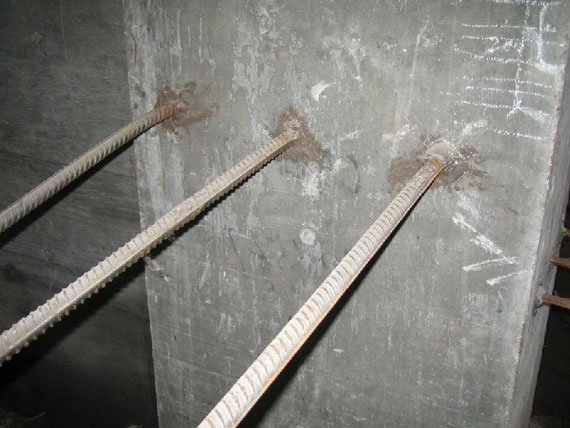 混凝土加固法對比分析，混凝土加固法，多種方法對比分析及，混凝土加固法對比分析，多種方法優(yōu)缺點(diǎn)及應(yīng)用場景探討 行業(yè)新聞 第5張