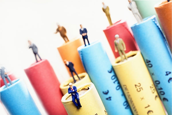 建筑鋼材價(jià)格季節(jié)性波動(dòng)規(guī)律，建筑鋼材價(jià)格的季節(jié)性波動(dòng)規(guī)律分析 行業(yè)新聞 第2張