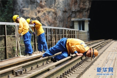 螺栓松動(dòng)對(duì)鐵路橋梁的影響，松動(dòng)對(duì)鐵路橋梁穩(wěn)定性 行業(yè)新聞 第1張