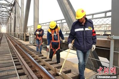 螺栓松動(dòng)對(duì)鐵路橋梁的影響，松動(dòng)對(duì)鐵路橋梁穩(wěn)定性 行業(yè)新聞 第5張