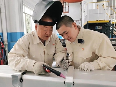 姜濤工作室焊接技術(shù)新突破，幾種不同風(fēng)格的標(biāo)題供你參考，你可以根據(jù)具體使用場(chǎng)景進(jìn)行選擇，，姜濤工作室達(dá)成焊接技術(shù)重大突破，喜訊！姜濤工作室實(shí)現(xiàn)焊接技術(shù)新跨越，聚焦丨姜濤工作室在焊接技術(shù)上取得新 行業(yè)新聞 第1張