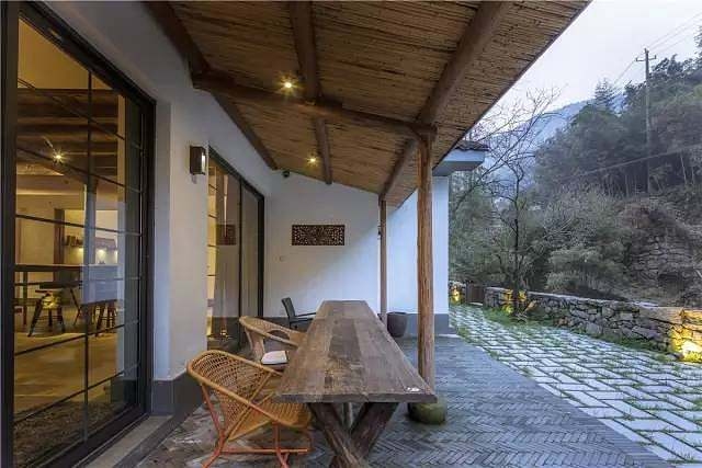 民宿設(shè)計(jì)師工資高嗎，幾種不同風(fēng)格的標(biāo)題供你參考，，疑問(wèn)揭秘型，民宿設(shè)計(jì)師薪資究竟高不高？，直白探尋型，探秘民宿設(shè)計(jì)師的工資水平，好奇引導(dǎo)型，想知道民宿設(shè)計(jì)師工資有多高嗎？ 行業(yè)新聞 第2張