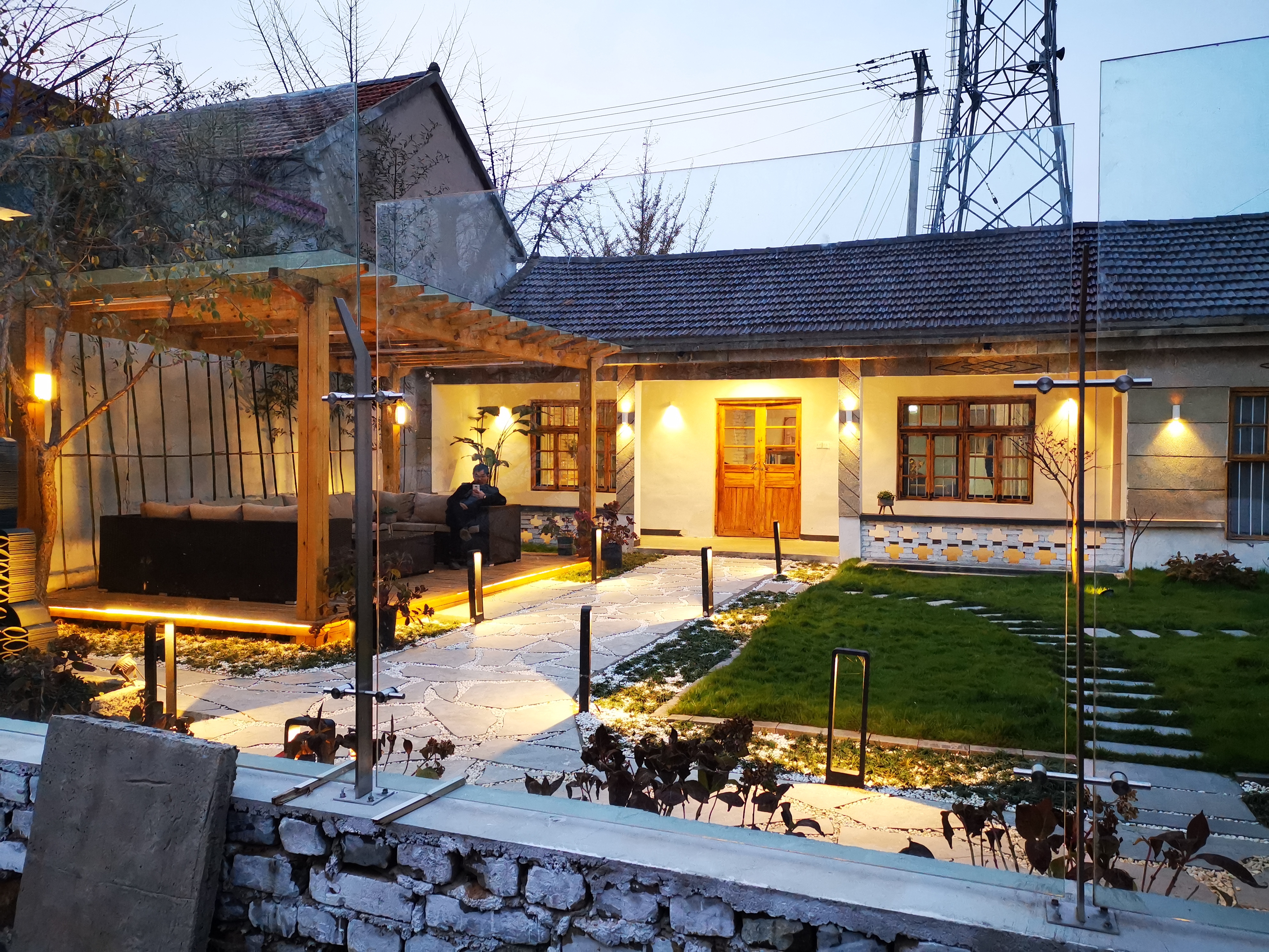 民宿建筑設(shè)計(jì)說(shuō)明怎么寫，供你參考，你可以根據(jù)實(shí)際需求進(jìn)行選擇，，實(shí)用干貨型，超全攻略！民宿建筑設(shè)計(jì)說(shuō)明撰寫指南，疑問(wèn)引導(dǎo)型，如何精準(zhǔn)撰寫民宿建筑設(shè)計(jì)說(shuō)明？答案在此！，簡(jiǎn)潔直白型，民宿建筑設(shè)計(jì)說(shuō)明寫作 行業(yè)新聞 第3張