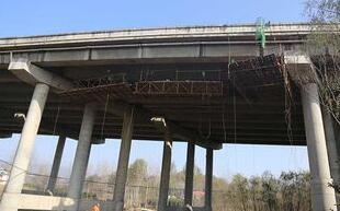 橋梁加固施工對交通影響最小化方法，幾種不同風格的標題供你選擇，，專業(yè)嚴謹風，橋梁加固施工中實現(xiàn)交通影響最小化的科學方法，實用導向風，巧施妙法，讓橋梁加固施工對交通干擾降至最低，目標明確風，聚焦橋梁加固，探尋 行業(yè)新聞 第3張