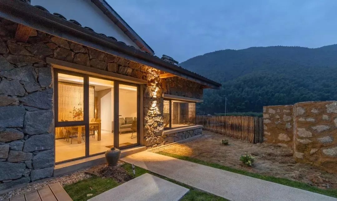 民宿設(shè)計(jì)效果圖大全 外觀圖片，幾種不同風(fēng)格的標(biāo)題供你參考，，超全民宿設(shè)計(jì)效果圖與外觀圖片大賞，一站式看遍民宿設(shè)計(jì)效果圖及外觀美圖，民宿設(shè)計(jì)靈感庫(kù)，海量效果圖與外觀 行業(yè)新聞 第4張