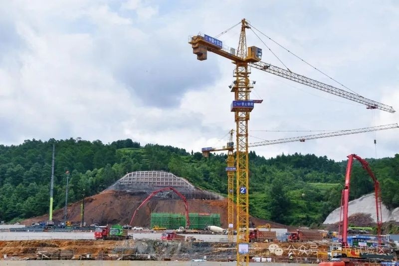 納雍鋼結(jié)構(gòu)公司是國(guó)企還是私企（納雍縣鋼結(jié)構(gòu)公司是國(guó)企還是私企）