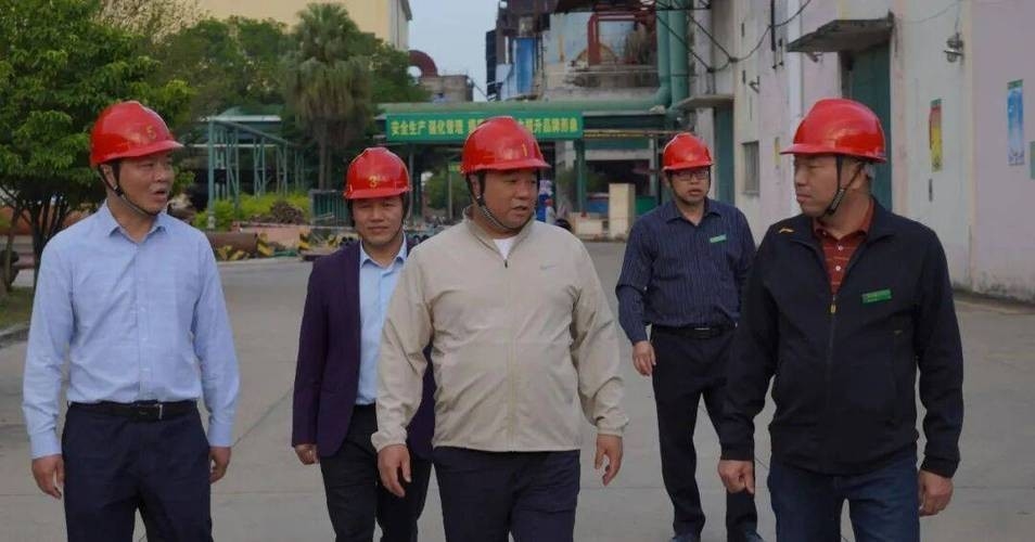 興賓鋼結(jié)構(gòu)公司董事長(zhǎng)簡(jiǎn)歷(興賓鋼結(jié)構(gòu)公司的董事長(zhǎng)簡(jiǎn)歷) 行業(yè)新聞 第4張 興賓鋼結(jié)構(gòu)公司董事長(zhǎng)簡(jiǎn)歷(興賓鋼結(jié)構(gòu)公司的董事長(zhǎng)簡(jiǎn)歷) 行業(yè)新聞 第4張