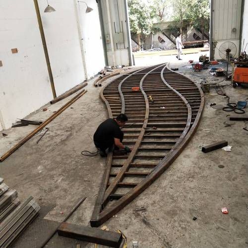 景觀異形鋼結(jié)構(gòu)加工價格及圖片（景觀異形鋼結(jié)構(gòu)加工）