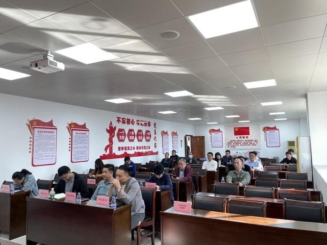 陸豐鋼結(jié)構(gòu)公司領(lǐng)導(dǎo)班子成員簡歷