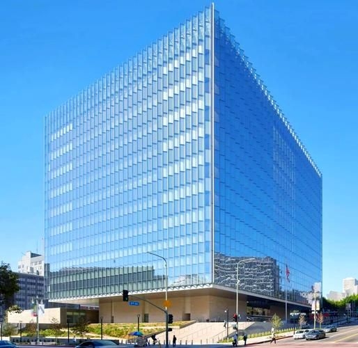有哪些著名的鋼結(jié)構(gòu)玻璃幕墻案例？（有哪些著名的鋼結(jié)構(gòu)玻璃幕墻案例共參考1篇資料）