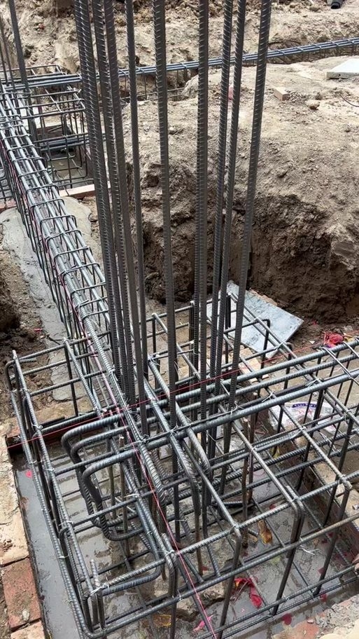 能否給出鋼構(gòu)地梁和基礎(chǔ)梁的實(shí)例圖片？（能否給出鋼構(gòu)地梁和基礎(chǔ)梁的實(shí)例圖片?）