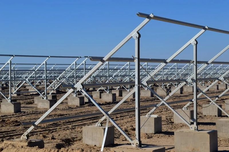 屋頂光伏支架的安裝材料有哪些？（屋頂光伏支架安裝材料有哪些屋頂光伏支架安裝材料有哪些）