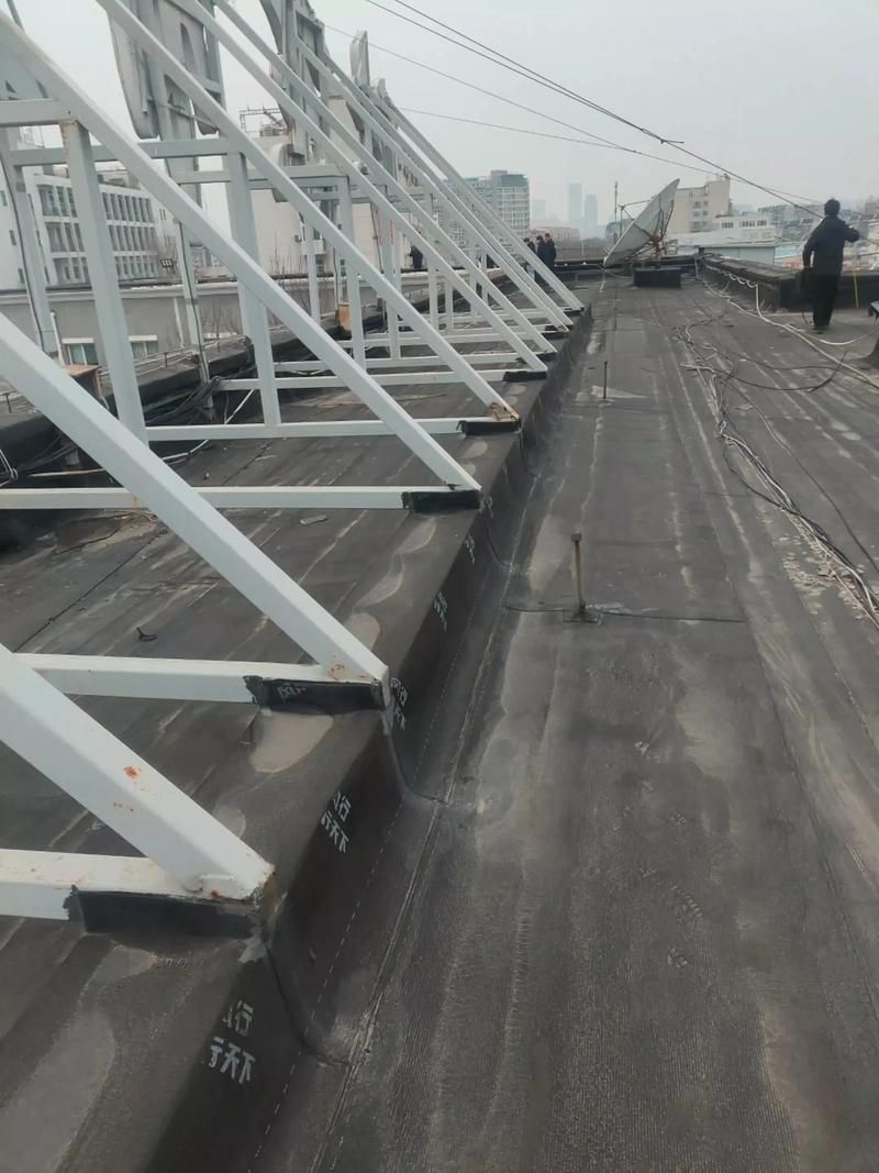 給我一些屋頂加固的案例圖片（屋頂加固案例圖片）