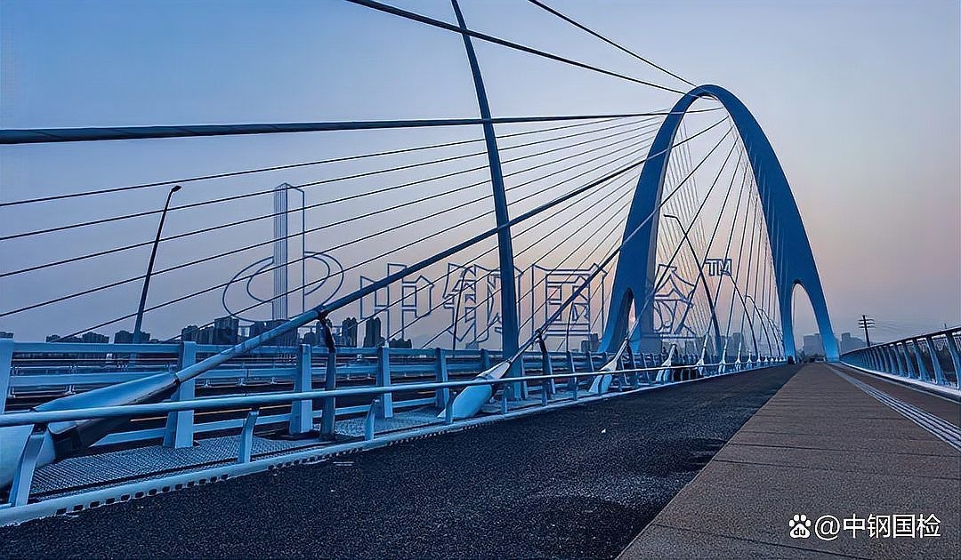 如何定期檢查加固結構的性能？（公路橋梁定期檢查加固結構性能檢測關鍵步驟和要點）