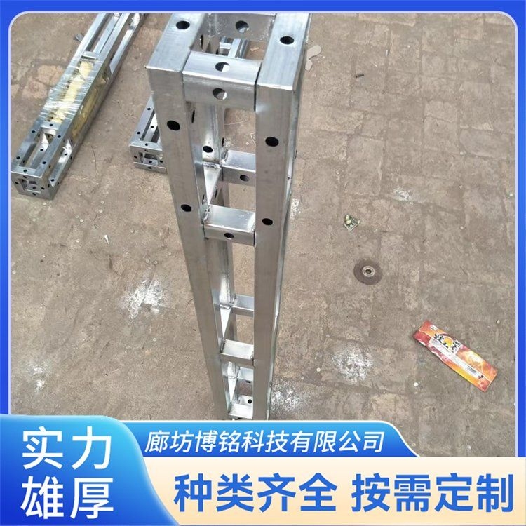 如何選擇適合的桁架長度？（森科桁架特裝高強度與穩(wěn)定性活動看臺支持定制實地驗廠）