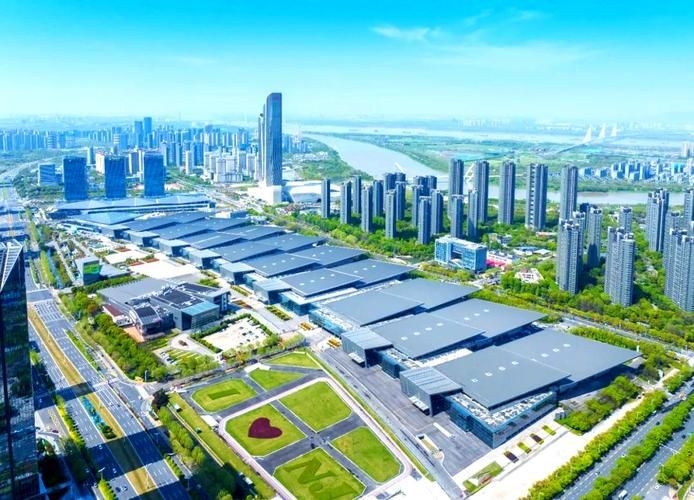 彩鋼瓦光伏安裝有哪些案例(彩鋼瓦光伏安裝有哪些案例,)