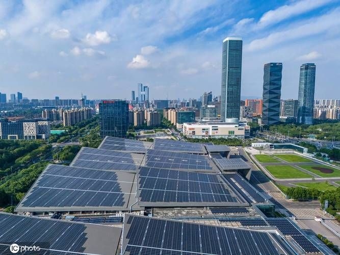 彩鋼瓦光伏安裝有哪些案例(彩鋼瓦光伏安裝有哪些案例,)