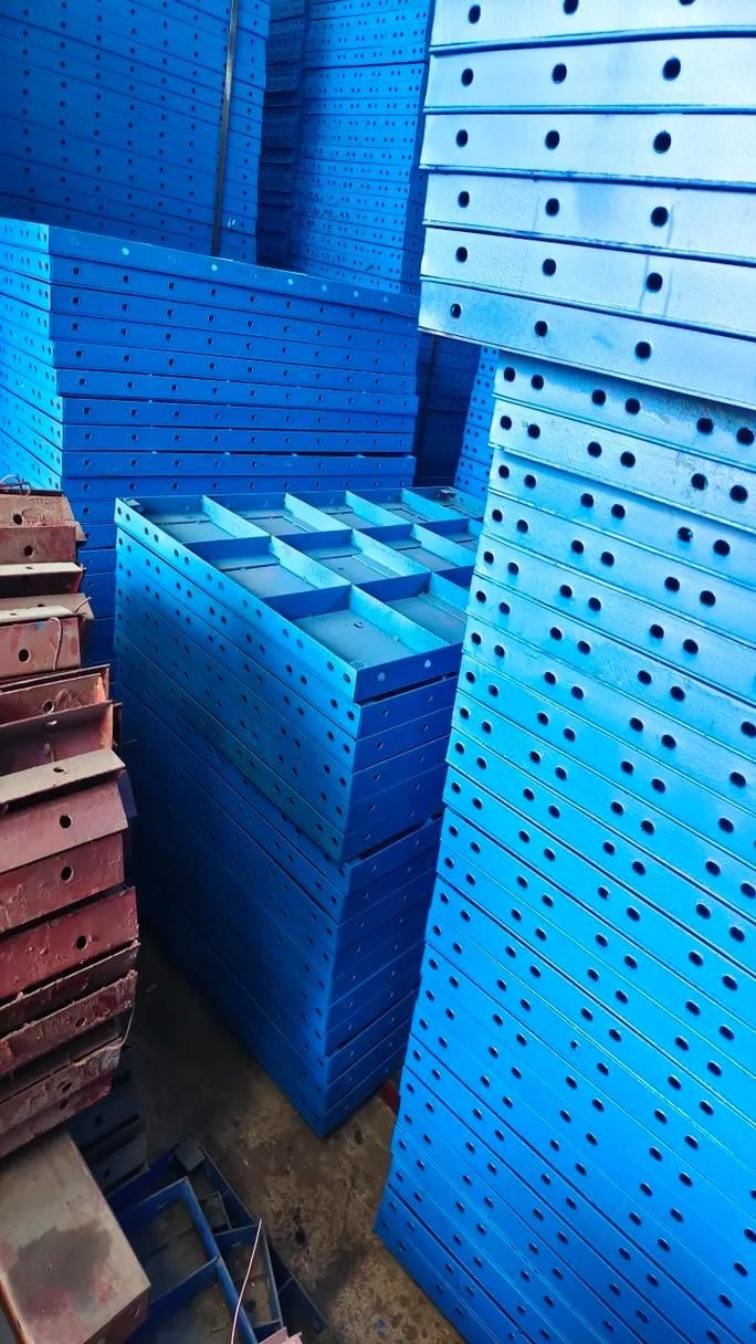 鋼模板圖片高清大圖(鋼模板圖片高清大圖共參考16篇資料,我?guī)湍阏伊艘恍╀撃0宓母咔鍒D片)