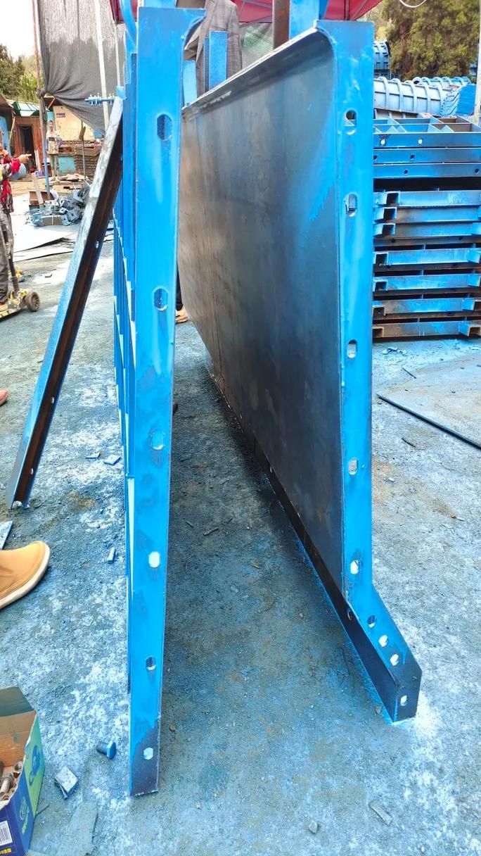 鋼模板圖片高清大圖(鋼模板圖片高清大圖共參考16篇資料,我?guī)湍阏伊艘恍╀撃0宓母咔鍒D片)