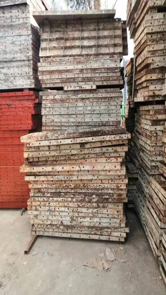 鋼模板圖片高清大圖(鋼模板圖片高清大圖共參考16篇資料,我?guī)湍阏伊艘恍╀撃0宓母咔鍒D片)