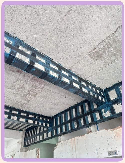 碳纖維加固混凝土圖片(碳纖維加固混凝土圖片共參考21篇資料,我?guī)湍阏伊艘恍┨祭w維加固混凝土的圖片)