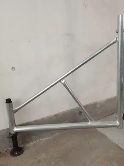 給我一些斜撐支架的圖片（斜撐支架安裝步驟圖解）