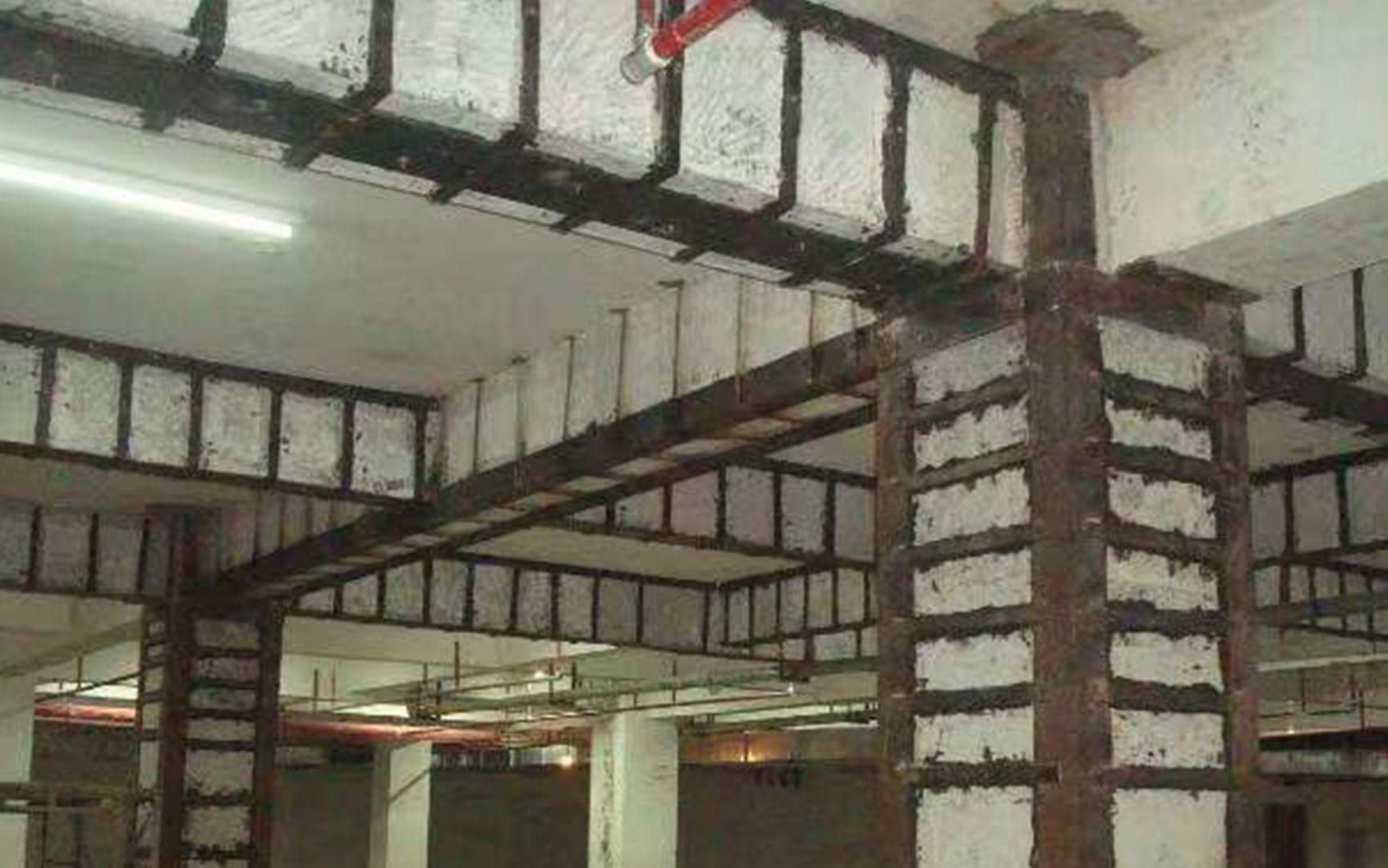 鋼梁加固混凝土板有哪些施工步驟？