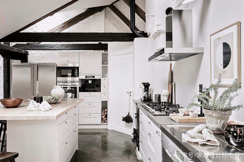 哪種做法最適合家裝閣樓？（家裝閣樓，鋼混結(jié)構(gòu)是最適合的選擇，厚度實(shí)至16公分）