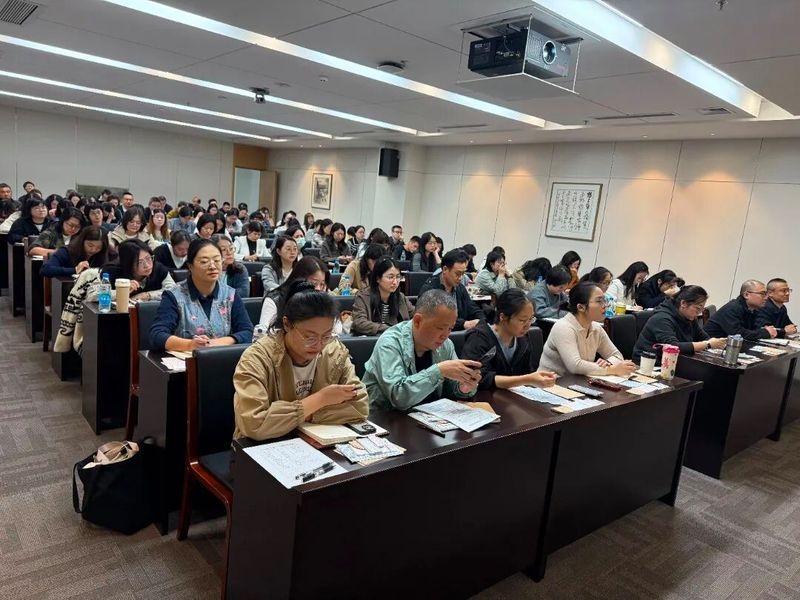 如何確保檔案館標(biāo)準(zhǔn)規(guī)范的有效實(shí)施？（上海閔行區(qū)檔案局開展檔案“三合一”制度整理標(biāo)準(zhǔn)實(shí)施專題培訓(xùn)會）