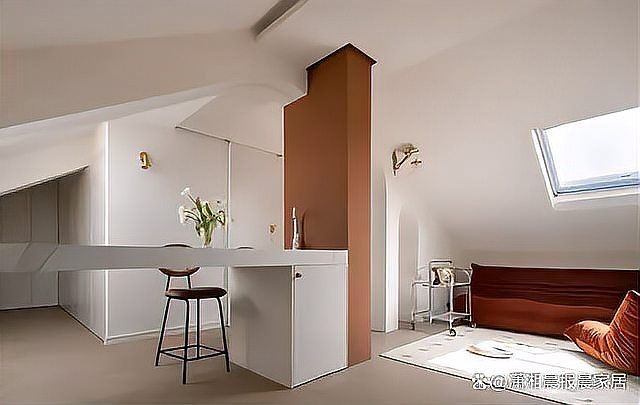 給我一些閣樓裝修的靈感（100款斜頂閣樓改造靈感|用進(jìn)口海洋板打造“空中儲(chǔ)物間”）