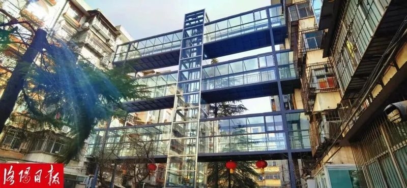 如何降低電梯連廊的造價成本？（中國電梯，舊房加裝電梯竟有哪些隱藏方案能省錢）