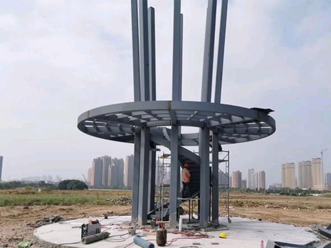 給我一些鋼結構景觀平臺的設計案例