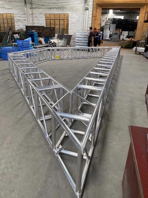 有哪些桁架設(shè)計(jì)案例可以參考？（有哪些桁架設(shè)計(jì)案例可以參考,你問的桁架設(shè)計(jì)案例）