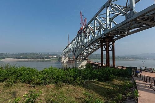 給我推薦一些經(jīng)典的橋梁鋼結(jié)構(gòu)案例（有聲書(shū):橋梁鋼結(jié)構(gòu)）