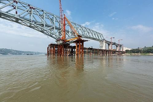 給我推薦一些經(jīng)典的橋梁鋼結(jié)構(gòu)案例（有聲書(shū):橋梁鋼結(jié)構(gòu)）