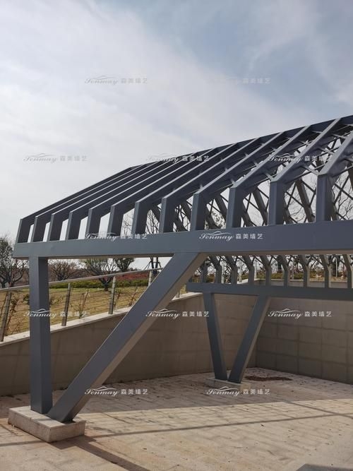 給我一些鋼結(jié)構(gòu)景觀長廊的設(shè)計(jì)案例（給我一些鋼結(jié)構(gòu)景觀長廊的設(shè)計(jì)案例,嘿，看來你對(duì)鋼結(jié)構(gòu)景觀長廊的設(shè)計(jì)很感興趣呀）