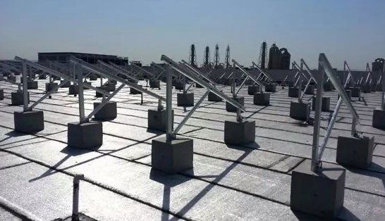 如何降低彩鋼瓦屋頂?shù)墓夥l(fā)電成本？（如何降低彩鋼瓦屋頂?shù)墓夥l(fā)電成本降低彩鋼瓦屋頂光伏發(fā)電成本） 行業(yè)新聞 第1張