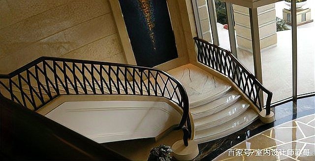 螺旋樓梯的材質(zhì)選擇有哪些注意事項(xiàng)？（螺旋樓梯材質(zhì)選擇有哪些注意事項(xiàng),選螺旋樓梯材質(zhì)得看你的使用場(chǎng)景和風(fēng)格偏好） 行業(yè)新聞 第1張