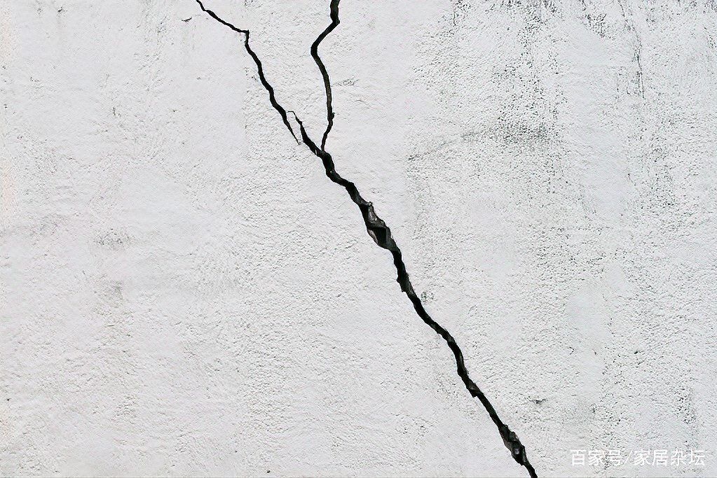 如何判斷房屋裂縫的嚴重程度？（如何判斷房屋裂縫的嚴重程度） 行業(yè)新聞 第10張