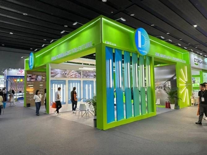 給我一些現(xiàn)代簡約風(fēng)格的桁架設(shè)計效果圖(現(xiàn)代簡約風(fēng)格桁架設(shè)計效果圖) 行業(yè)新聞 第25張 給我一些現(xiàn)代簡約風(fēng)格的桁架設(shè)計效果圖(現(xiàn)代簡約風(fēng)格桁架設(shè)計效果圖) 行業(yè)新聞 第25張