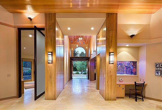 連廊寬度是否可以超過2米？（鄭州一小區(qū)加裝電梯連廊長(zhǎng)度近5米,有業(yè)主反對(duì)成被告新浪網(wǎng)） 行業(yè)新聞 第4張