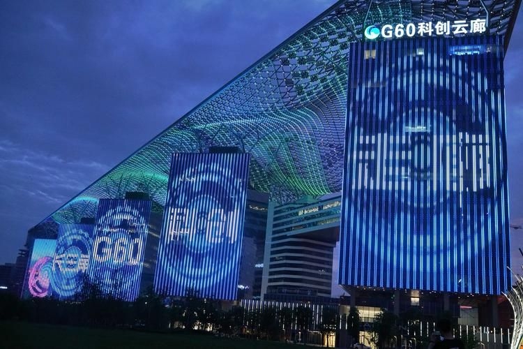 有哪些知名的鋼結(jié)構(gòu)長廊案例？（有哪些知名的鋼結(jié)構(gòu)長廊案例?） 行業(yè)新聞 第4張