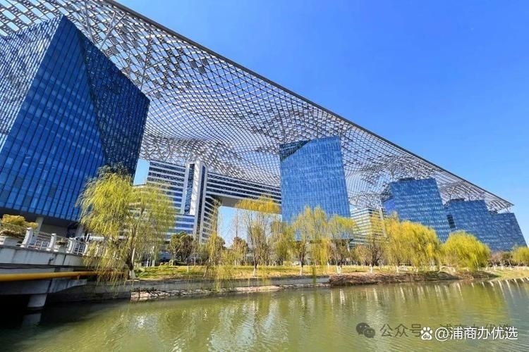 有哪些知名的鋼結(jié)構(gòu)長廊案例？（有哪些知名的鋼結(jié)構(gòu)長廊案例?） 行業(yè)新聞 第8張