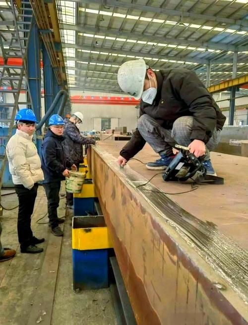 鋼結(jié)構(gòu)廠房施工中如何質(zhì)量控制？（檢出構(gòu)3倍施工中如何精度控制） 行業(yè)新聞 第4張