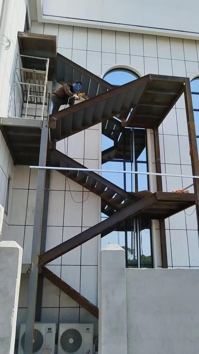 如何確保鋼結(jié)構(gòu)消防樓梯的耐火性能？（如何確保鋼結(jié)構(gòu)消防樓梯的耐火性能） 行業(yè)新聞 第4張