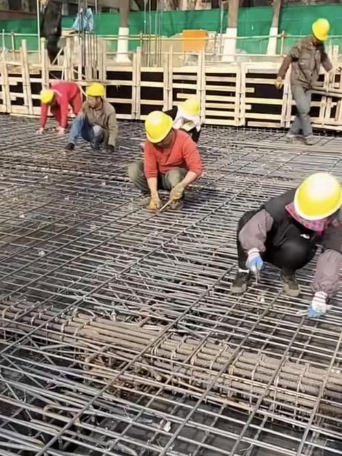 有哪些常見的鋼筋綁扎錯誤？（混凝土結(jié)構(gòu)施工中常見的鋼筋綁扎錯誤詳解（1000字和配圖）） 行業(yè)新聞 第3張