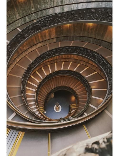 雙螺旋樓梯的設(shè)計(jì)圖有哪些（雙螺旋樓梯的設(shè)計(jì)） 行業(yè)新聞 第2張